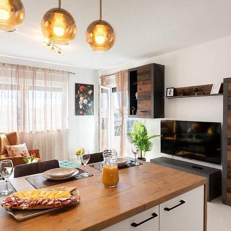 Sunny Island Apartment トロギール エクステリア 写真