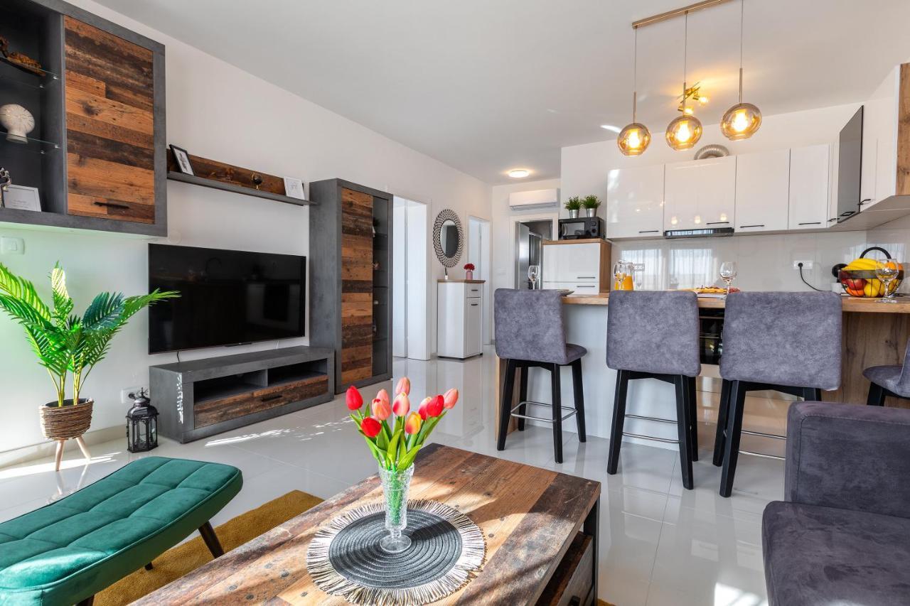 Sunny Island Apartment トロギール エクステリア 写真